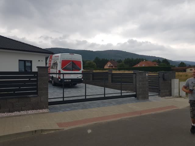 Brány – realizace 16